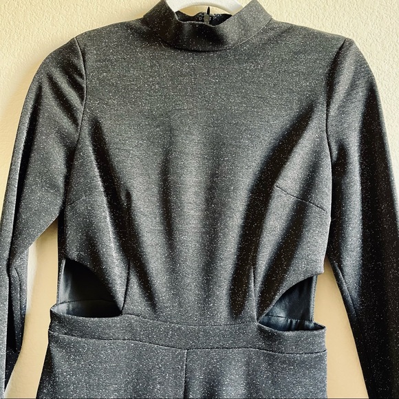 Aidan Mattox NWT Stretch Crepe Side Cut Out Mock Neck Long Sledve Jumpsuit - Picture 11 of 17